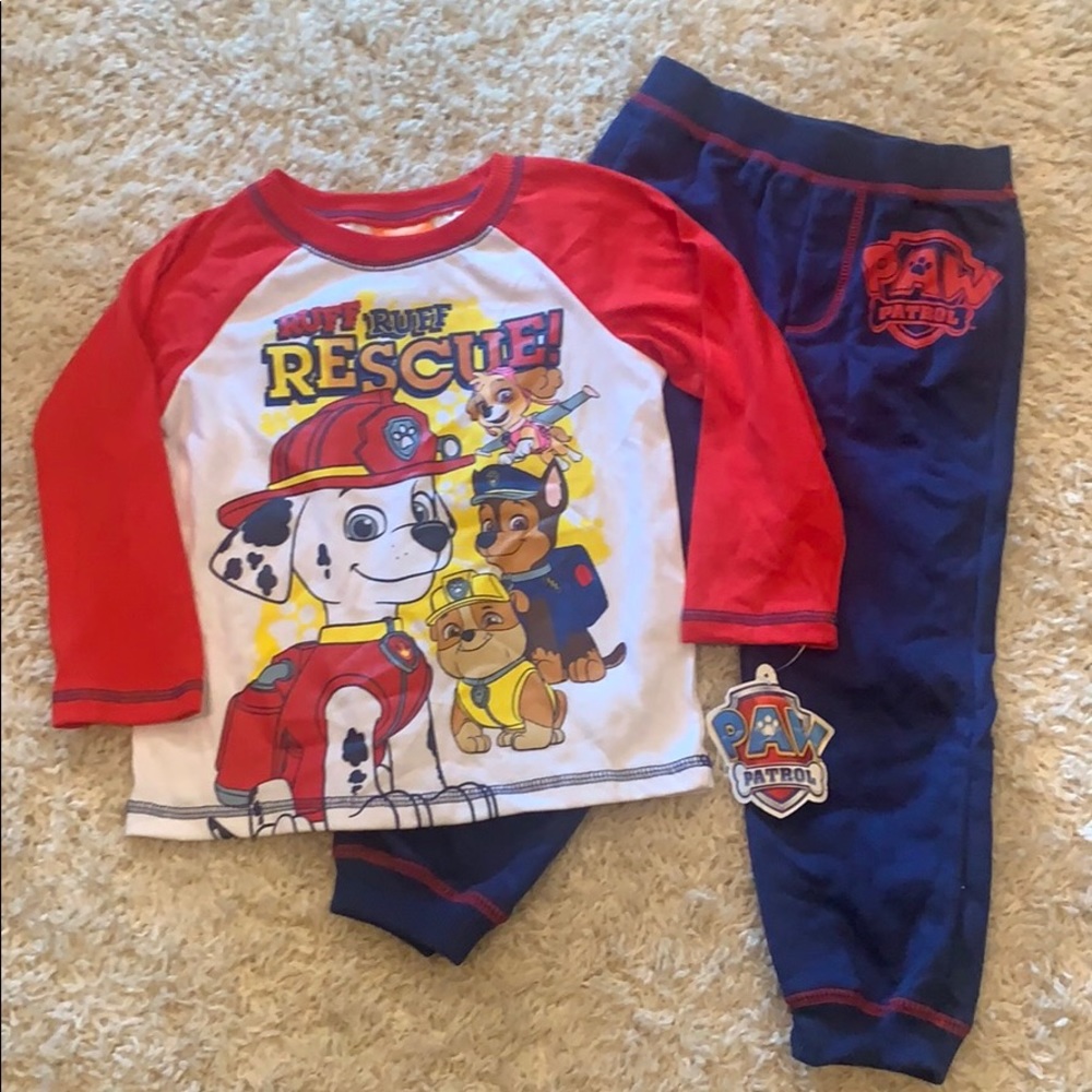 Size 3T paw patrol outfit. NEW WITH TAGS